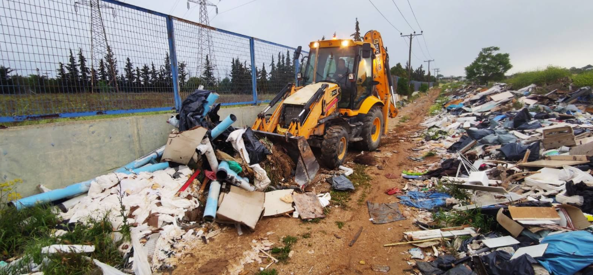 Θεσσαλονίκη: Μεγάλη επιχείρηση καθαρισμού του δήμου Κορδελιού-Ευόσμου πάνω από τον περιφερειακό