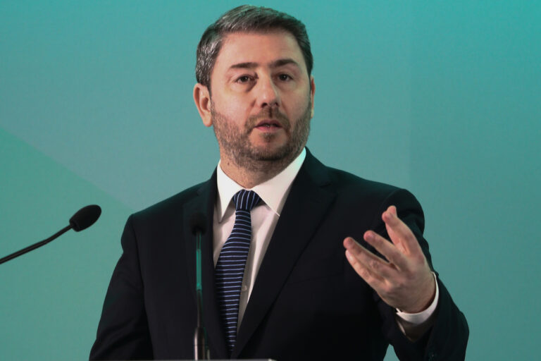 Συνάντηση του Ν. Ανδρουλάκη –  Γ. Στουρνάρα το μεσημέρι
