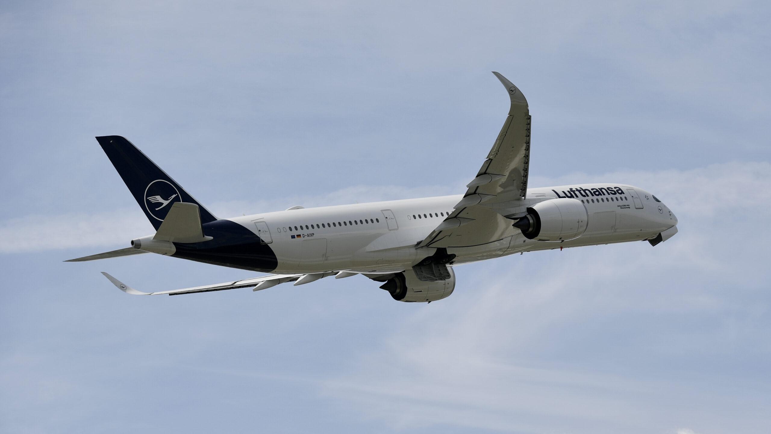 csm_Lufthansa_A350_1_e61f692953-scaled