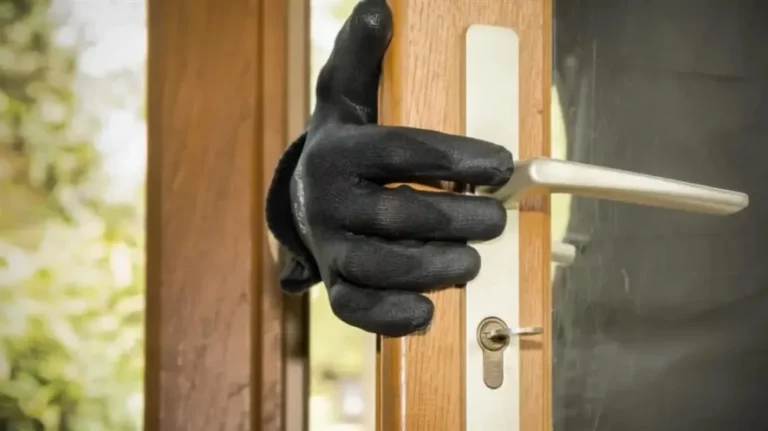 Εξιχνιάστηκαν κλοπές απο δυο αλλοδαπούς που «χτυπούσαν» ενοικιαζόμενα διαμερίσματα στον Πλατανιά