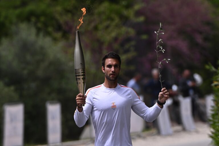 Η Ολυμπιακή Φλόγα σε Ιωάννινα και Ηγουμενίτσα