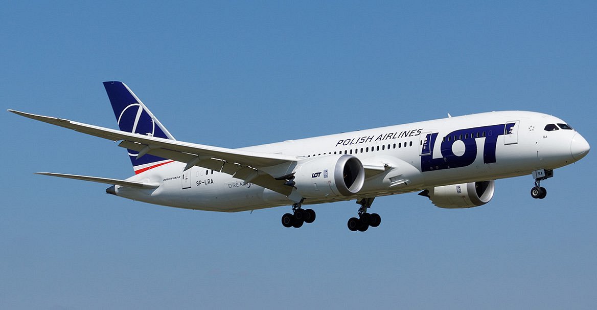 lot-polish-airlines