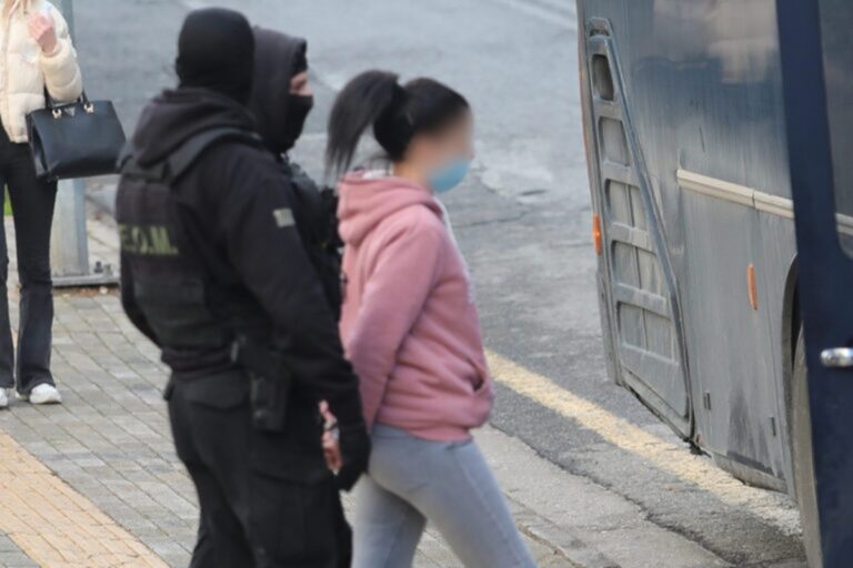 Υπόθεση Κολωνού: Έφεση για την απαλλαγή της μητέρας της 12χρονης λόγω διαφωνίας της Εισαγγελίας
