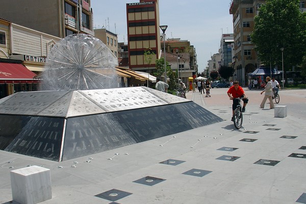 Καρδίτσα: Έκκληση σε οδηγούς ποδηλάτων και πατινιών να μην κινούνται σε πλατείες και πεζόδρομους