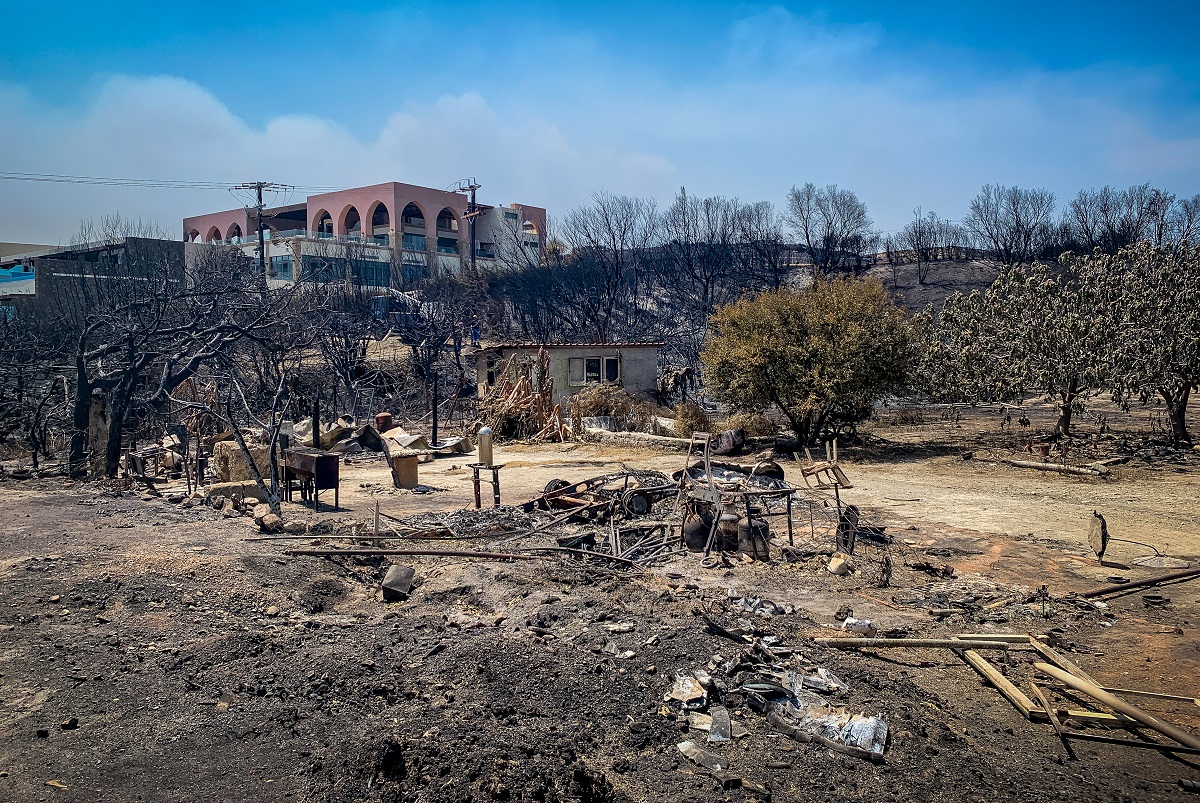 Σήμερα η πληρωμή 16 εκατ. ευρώ από τον ΕΛΓΑ για τις ζημιές του 2023 από τις πυρκαγιές σε Ρόδο, Μαγνησία και Έβρο