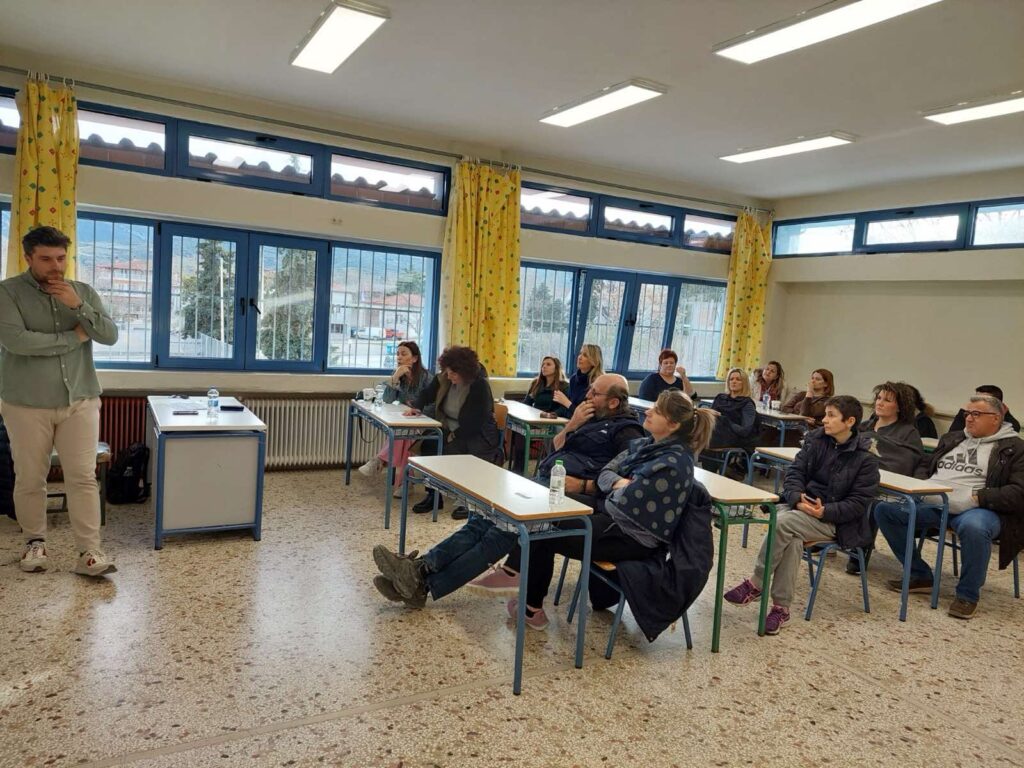 Σε λειτουργία οι Σχολές γονέων στον δήμο Τεμπών – Τα αντικείμενα και οι θεματικές