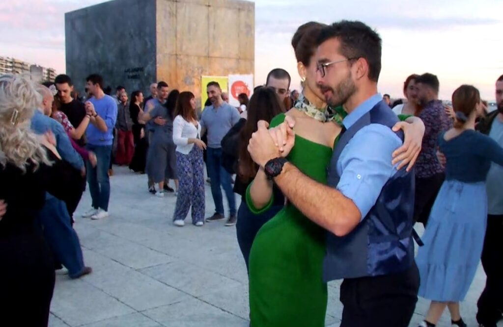 «Χορεύουμε tango για καλό σκοπό» στη Νέα Παραλία Θεσσαλονίκης