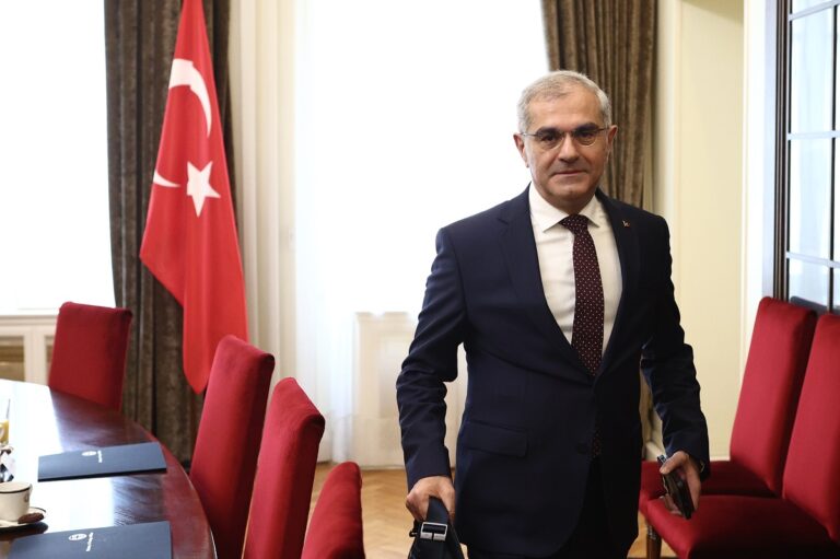 Τουρκία: Αλλάζει ο αρμόδιος υφυπουργός του τουρκικού ΥΠΕΞ για τα ελληνοτουρκικά