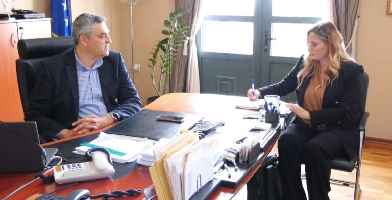 Σέρρες: Επίσκεψη της Συντονίστριας του Πρωθυπουργικού Γραφείου Β. Ελλάδος στον Δήμο Εμμανουήλ Παπά