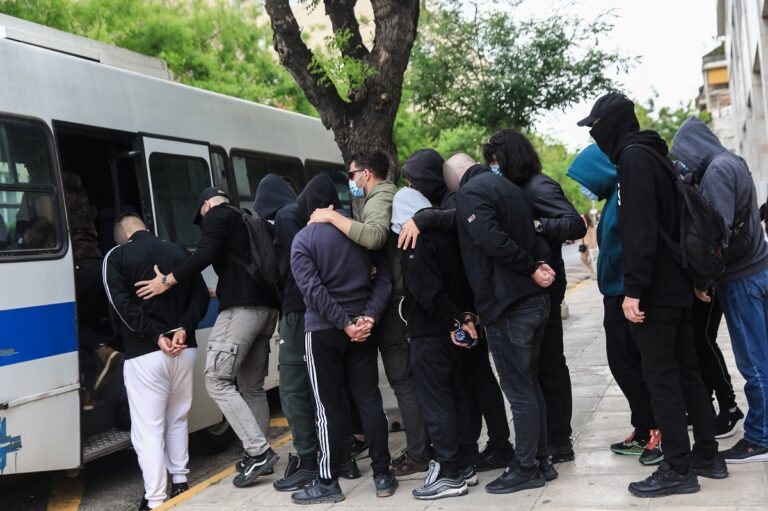 Ρέντη: Ανατριχιαστικές συνομιλίες των χούλιγκαν «Έχουμε πόλεμο – Θα σας βρουν όλους κρύους»