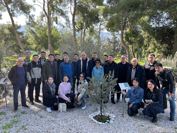 Επίσκεψη αντιπροσωπείας της Διεύθυνσης Δασών της Κίνας στο ΜΑΙΧ