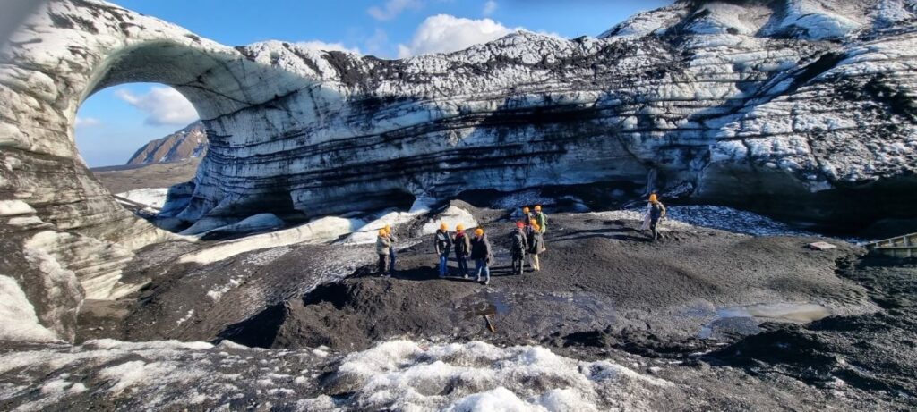 Καινοτόμοι Λαρισαίοι Εκπαιδευτικοί στη χώρα του πάγου και της φωτιάς