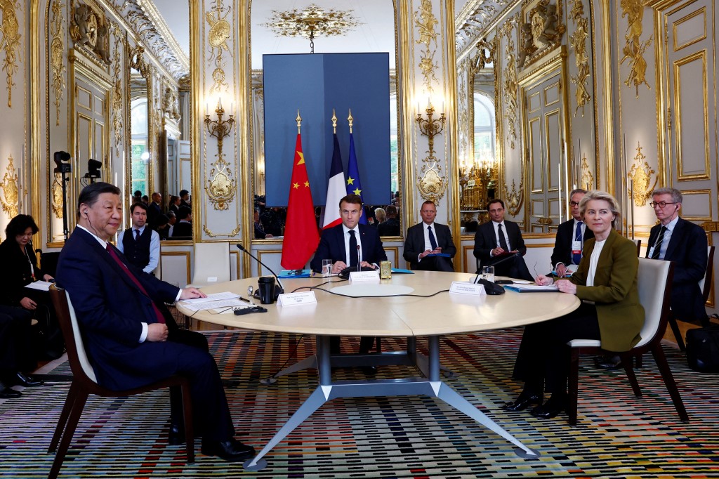 Γαλλία-Κίνα-ΕΕ: Συνάντηση κορυφής με ατζέντα τους «ισότιμους κανόνες», τα «κοινά συμφέροντα» και το «στρατηγικό συντονισμό»