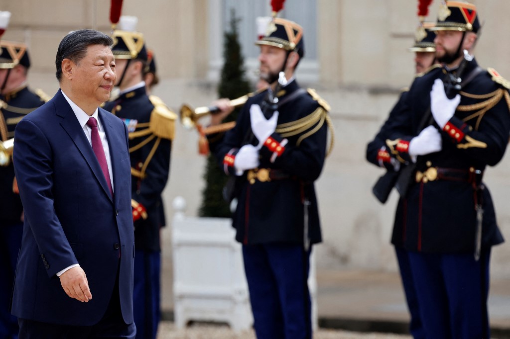 Γαλλία-Κίνα-ΕΕ: Συνάντηση κορυφής με ατζέντα τους «ισότιμους κανόνες», τα «κοινά συμφέροντα» και το «στρατηγικό συντονισμό»