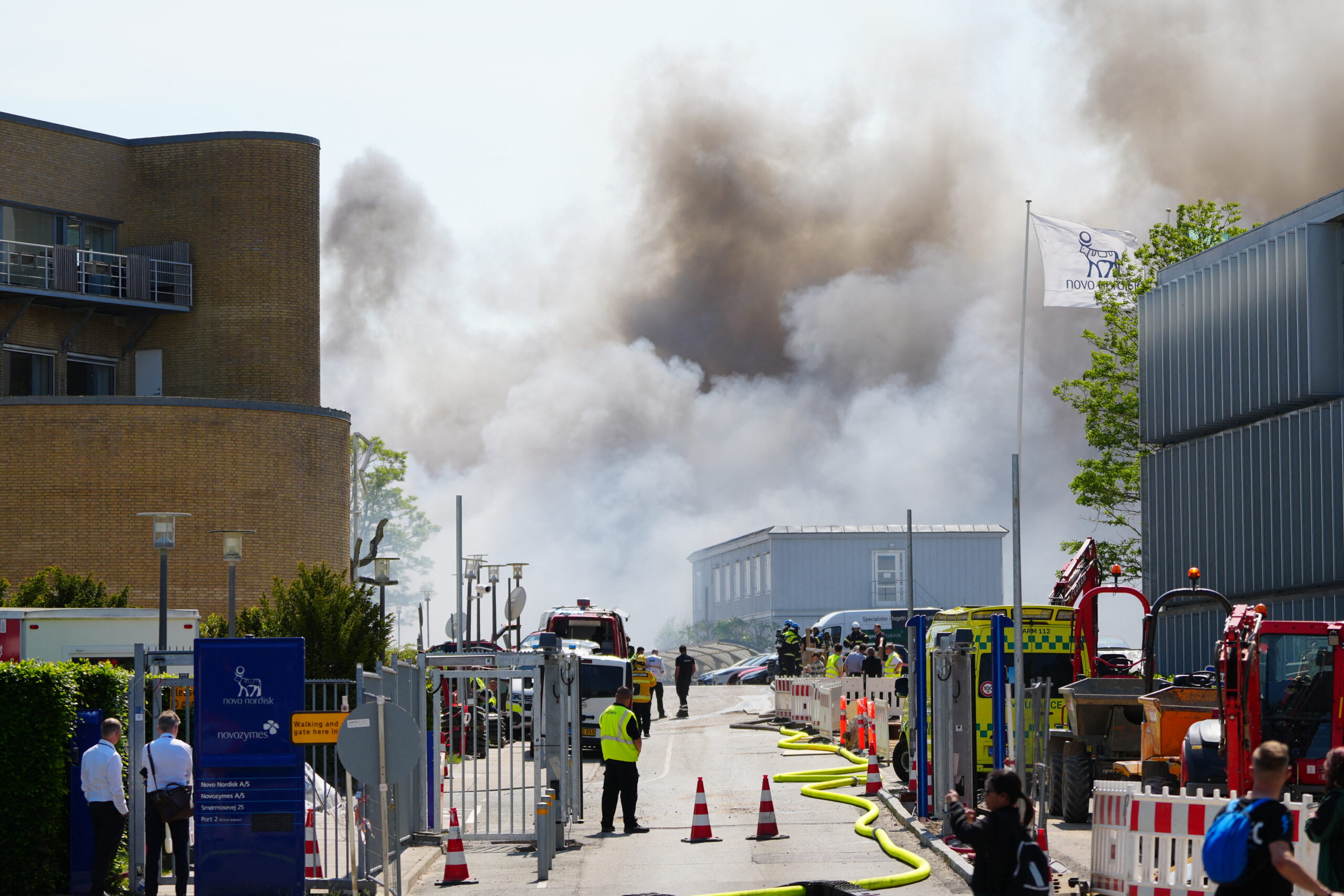 Πυρκαγιά στα γραφεία της Novo Nordisk στη Δανία – Ο καπνός είναι ορατός από απόσταση 30 χιλιομέτρων
