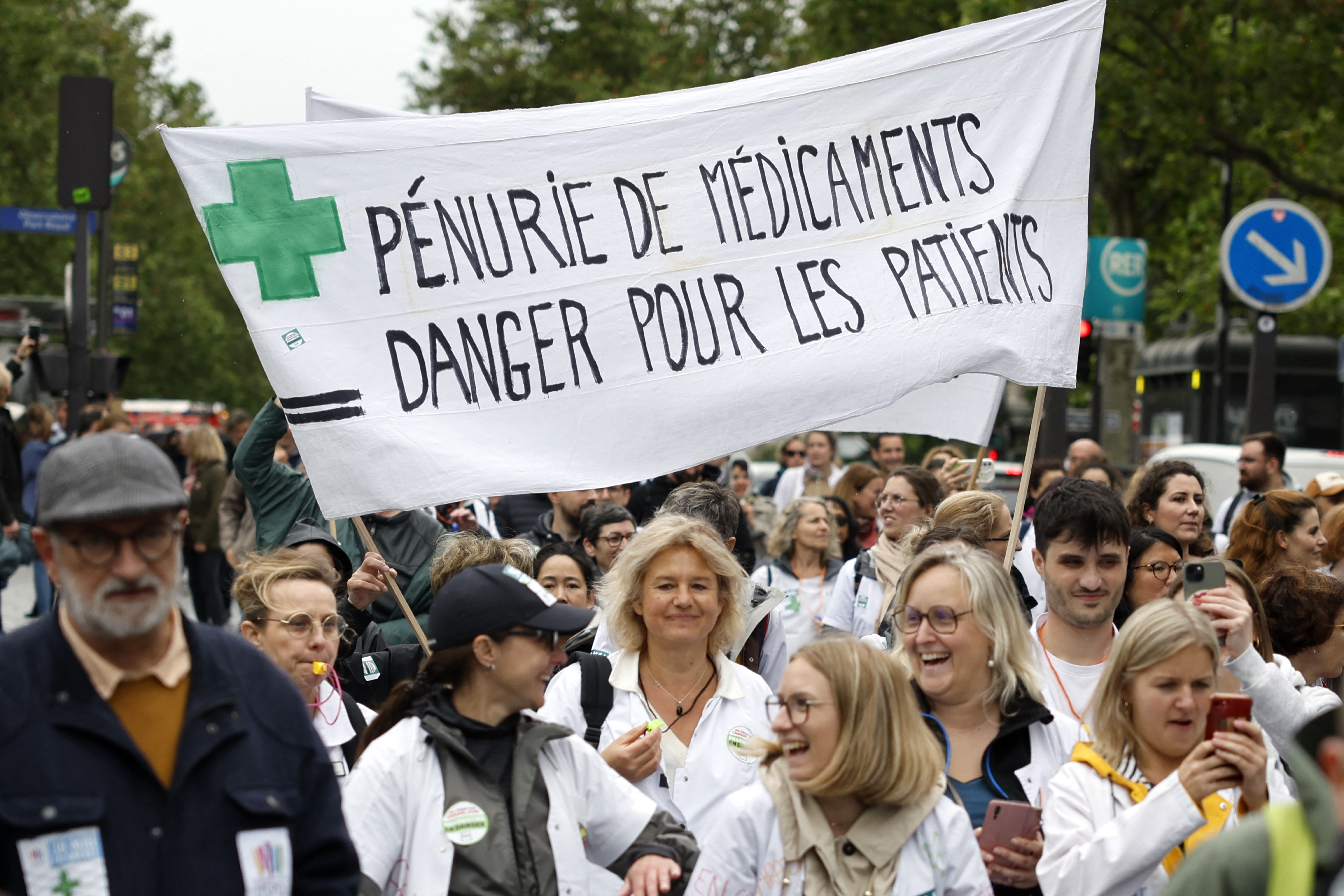 Απεργία των φαρμακοποιών στη Γαλλία για τις ελλείψεις σκευασμάτων και τη μείωση του εισοδήματός τους
