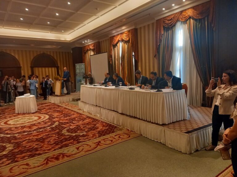 Λάρισα: Σύσκεψη με Κ. Χατζηδάκη και Λ. Αυγενάκη – Επί τάπητος η πορεία ανασυγκρότησης της Θεσσαλίας