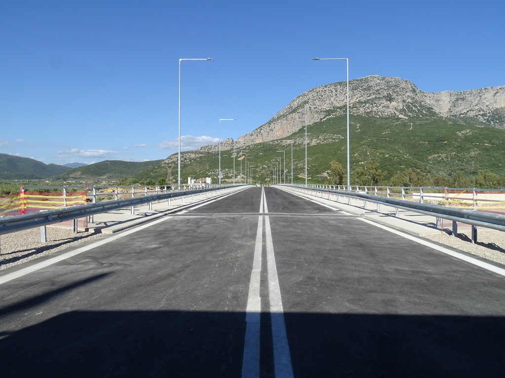 Αιτωλοακαρνανία: Εγκαινιάστηκε η νέα γέφυρα του Εύηνου