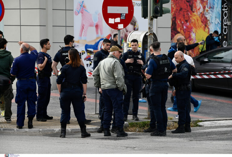 Θρίλερ στο Μενίδι: Βρέθηκε νεκρή γυναίκα με μαχαίρι καρφωμένο στην κοιλιά – Δύο καταγγελίες για ενδοοικογενειακή βία