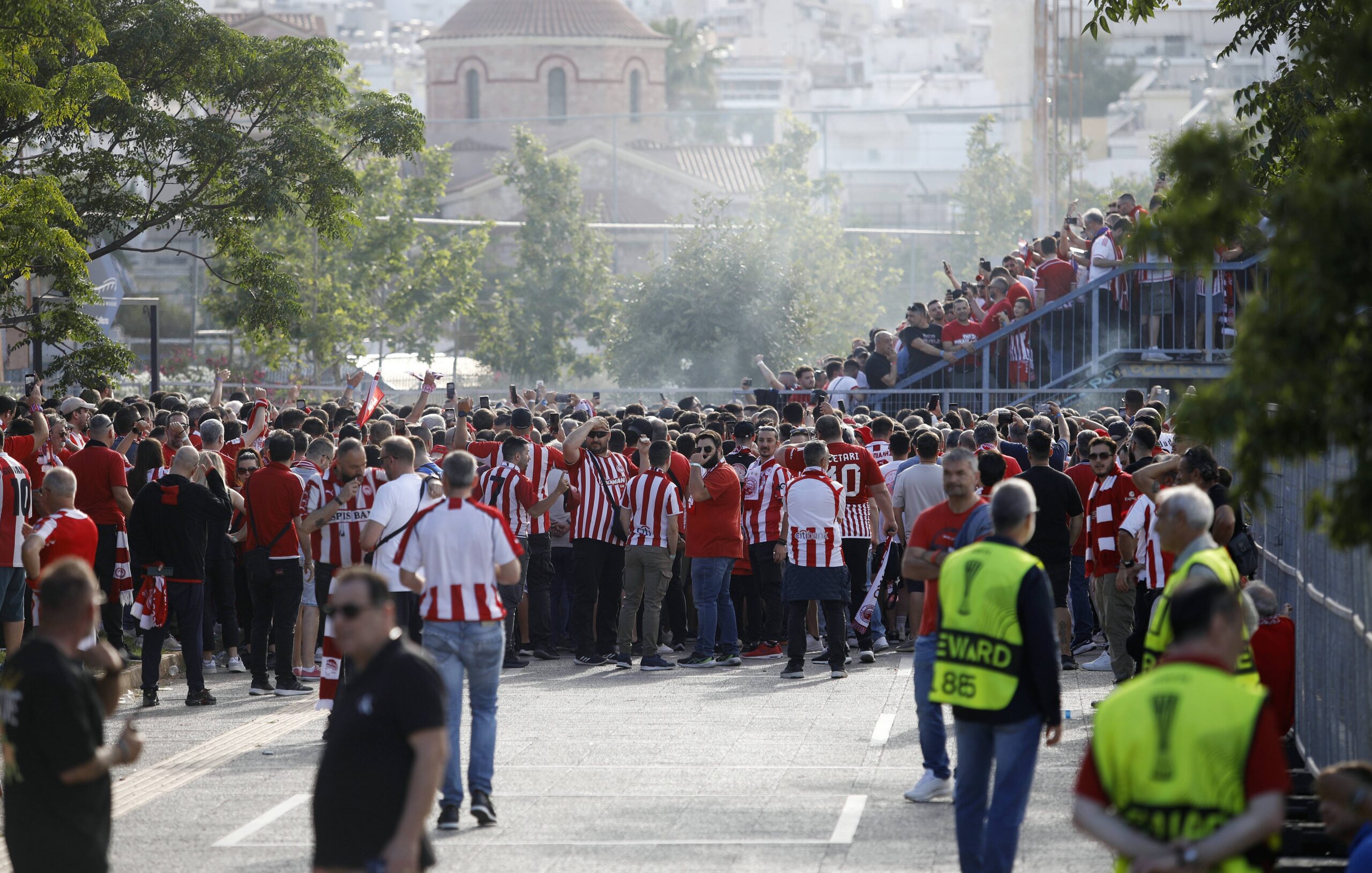 Ιστορικός τελικός και μέτρα ασφαλείας Ολυμπιακών Αγώνων – Υπό αυστηρή επιτήρηση η μετακίνηση των φιλάθλων