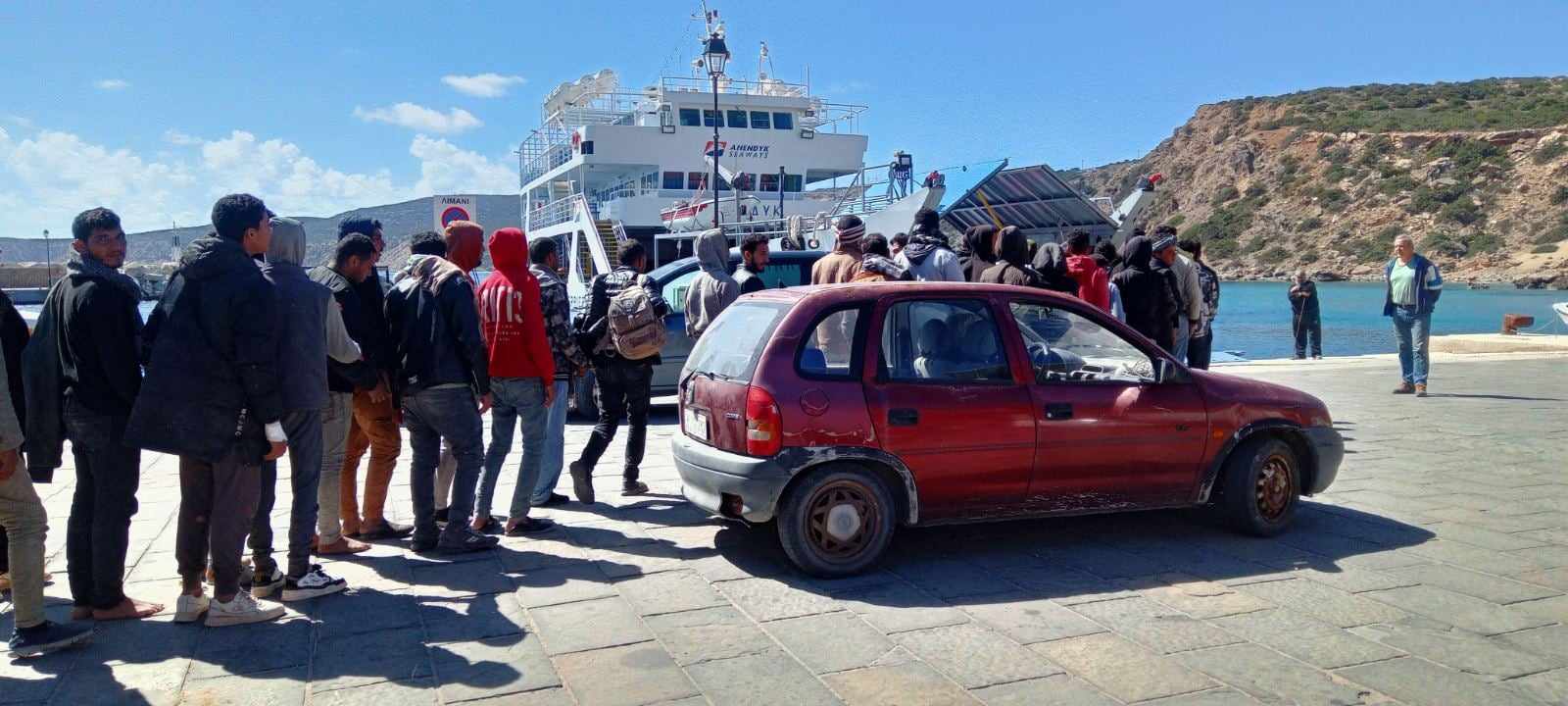 Εντοπισμός και διάσωση 36 μεταναστών στο Ελαφονήσι