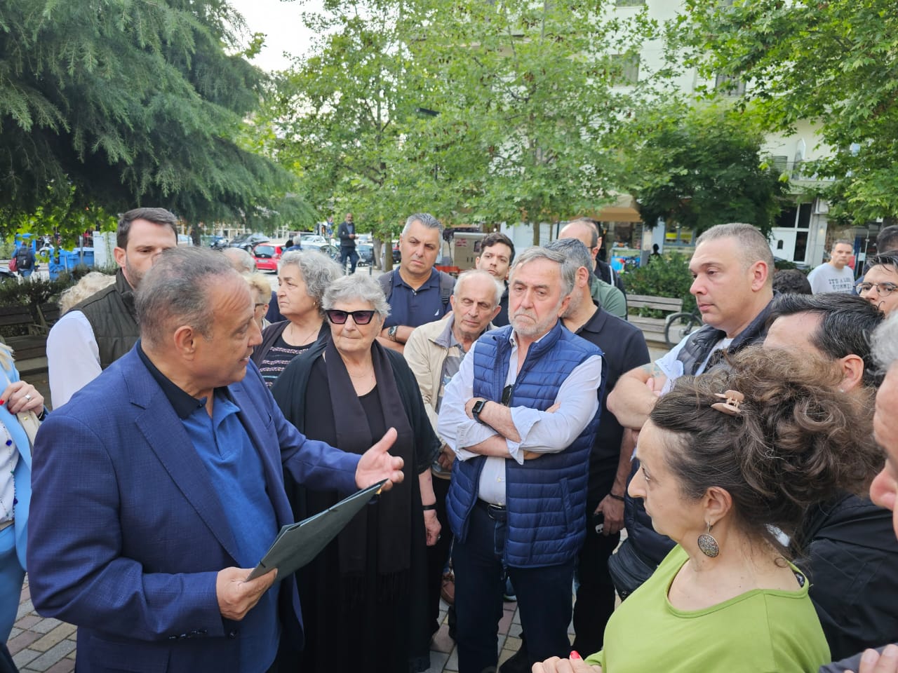 Θεσσαλονίκη: Στη Χαριλάου ο Στέλιος Αγγελούδης-Θα εξεταστεί το αίτημα πεζοδρόμησης κάθετων δρόμων στο πάρκο Καραμανλή