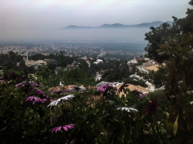 Κυριακή του Πάσχα με βελτιωμένο καιρό από το μεσημέρι