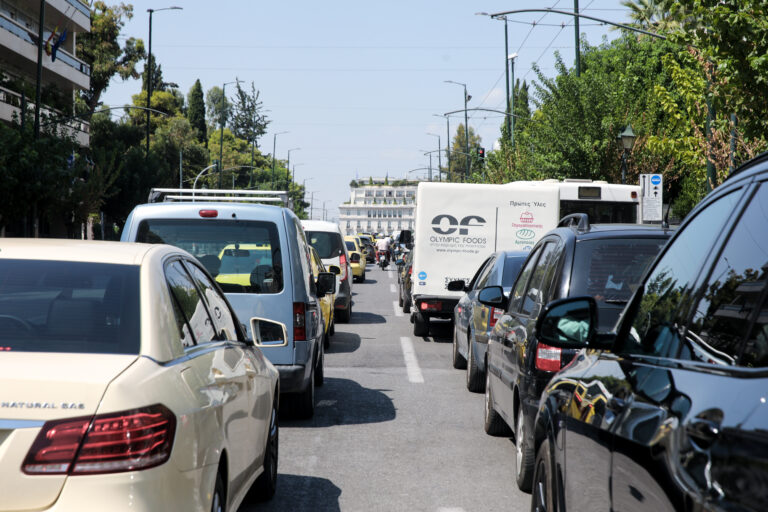 Ο «Ιαβέρης» στο ΕΡΤΝews: Πώς θα μειώσουμε τα τροχαία ατυχήματα και δυστυχήματα