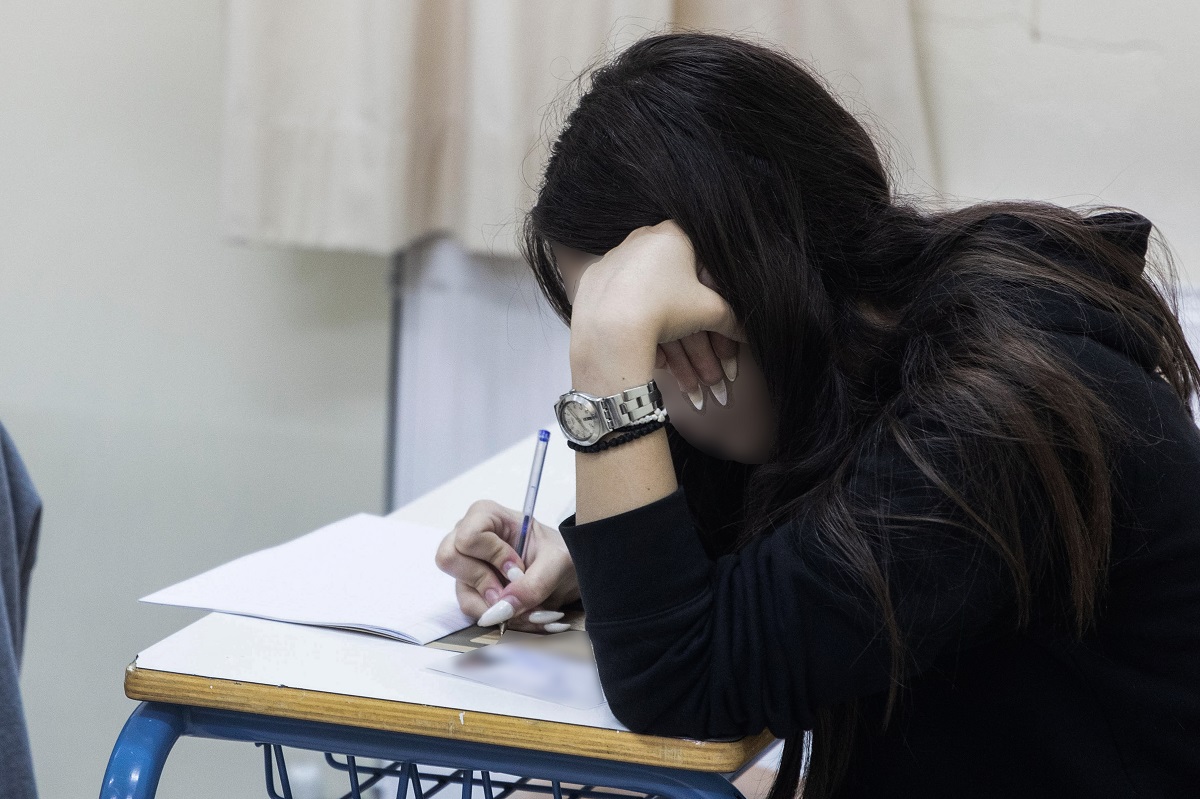 ΕΝΑΡΞΗ ΤΩΝ ΠΑΝΕΛΛΑΔΙΚΩΝ ΕΞΕΤΑΣΕΩΝ ΓΙΑ ΤΟΥΣ ΥΠΟΨΗΦΙΟΥΣ ΤΩΝ ΓΕΝΙΚΩΝ ΛΥΚΕΙΩΝ / ΗΡΑΚΛΕΙΟ ΚΡΗΤΗΣ (ΣΤΕΦΑΝΟΣ ΡΑΠΑΝΗΣ/EUROKINISSI)