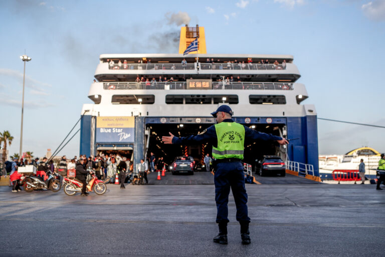 Έξοδος Πάσχα: Άδειασε η Αθήνα, φεύγουν και οι τελευταίοι – Η μεγαλύτερη έξοδος των τελευταίων χρόνων