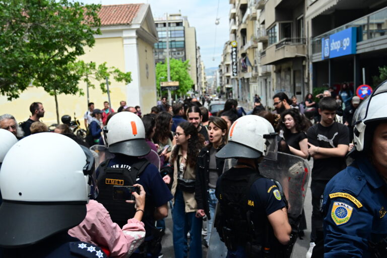 Επιχείρηση της ΕΛΑΣ για εκκένωση κατάληψης στη Νομική Σχολή – 28 συλλήψεις
