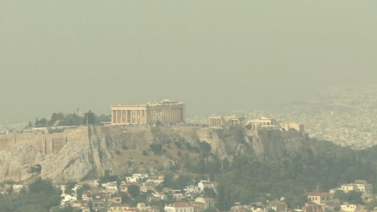 ΕΟΔΥ: Μέτρα Προστασίας από την αφρικανική σκόνη – Ποιες ομάδες πληθυσμού κινδυνεύουν περισσότερο