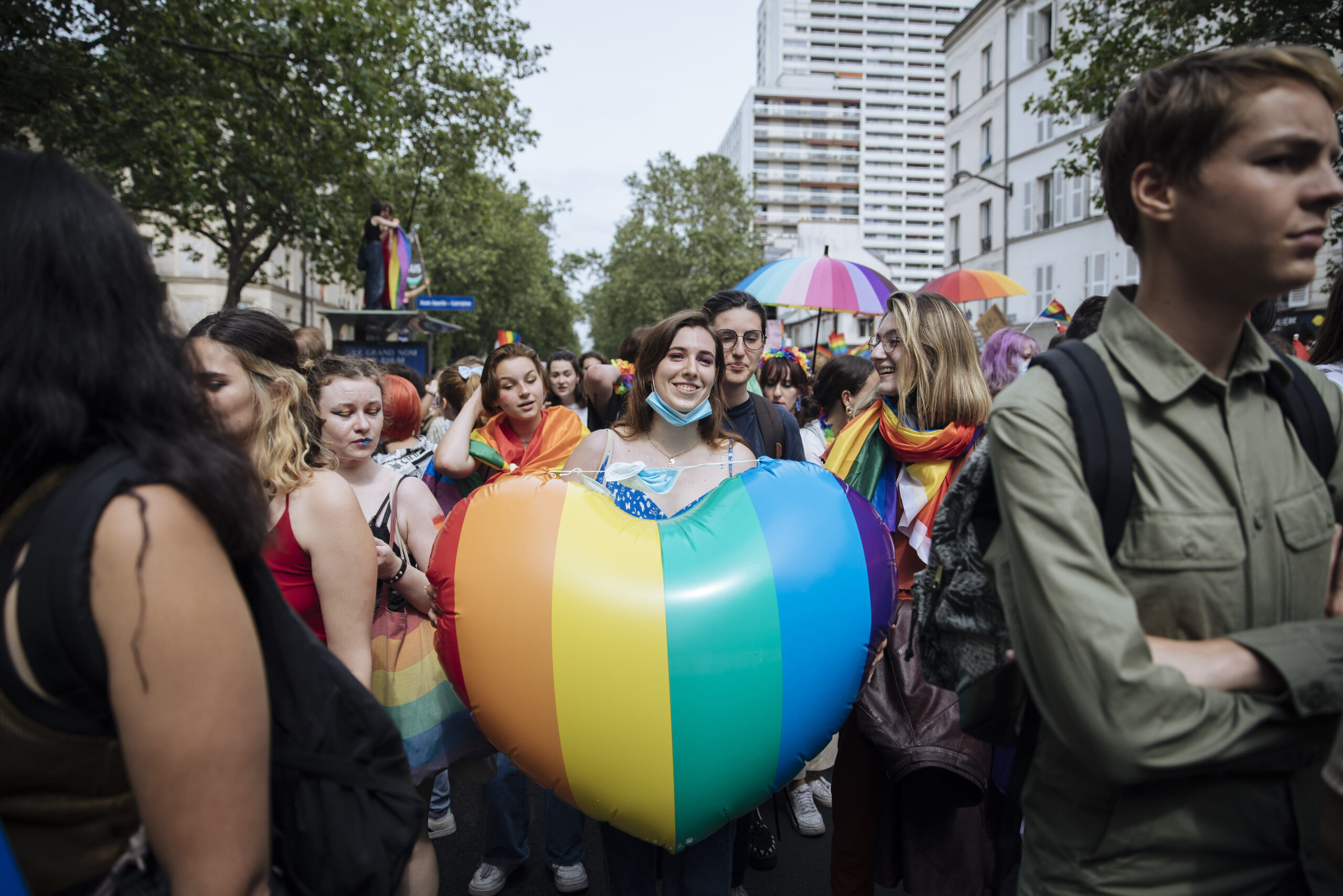 Γαλλία: Οι αξιόποινες πράξεις κατά της ΛΟΑΤΚΙ κοινότητας κατέγραψαν αύξηση 13% το 2023