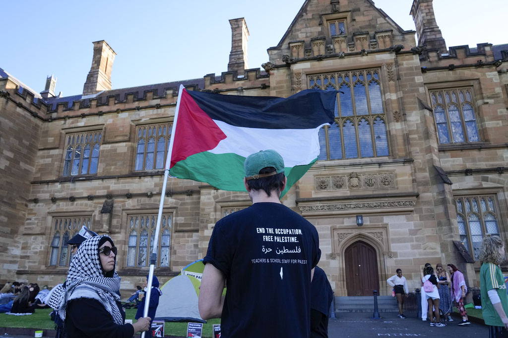 Λάρισα: Πικετοφορία του ΚΚΕ για την Παλαιστίνη