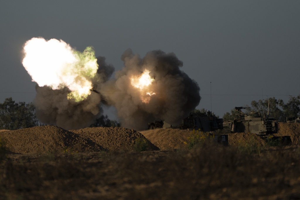 Αγωνία για τη Ράφα – Συνεχίζονται οι διαπραγματεύσεις με φόντο τους σφοδρούς ισραηλινούς βομβαρδισμούς στη Γάζα