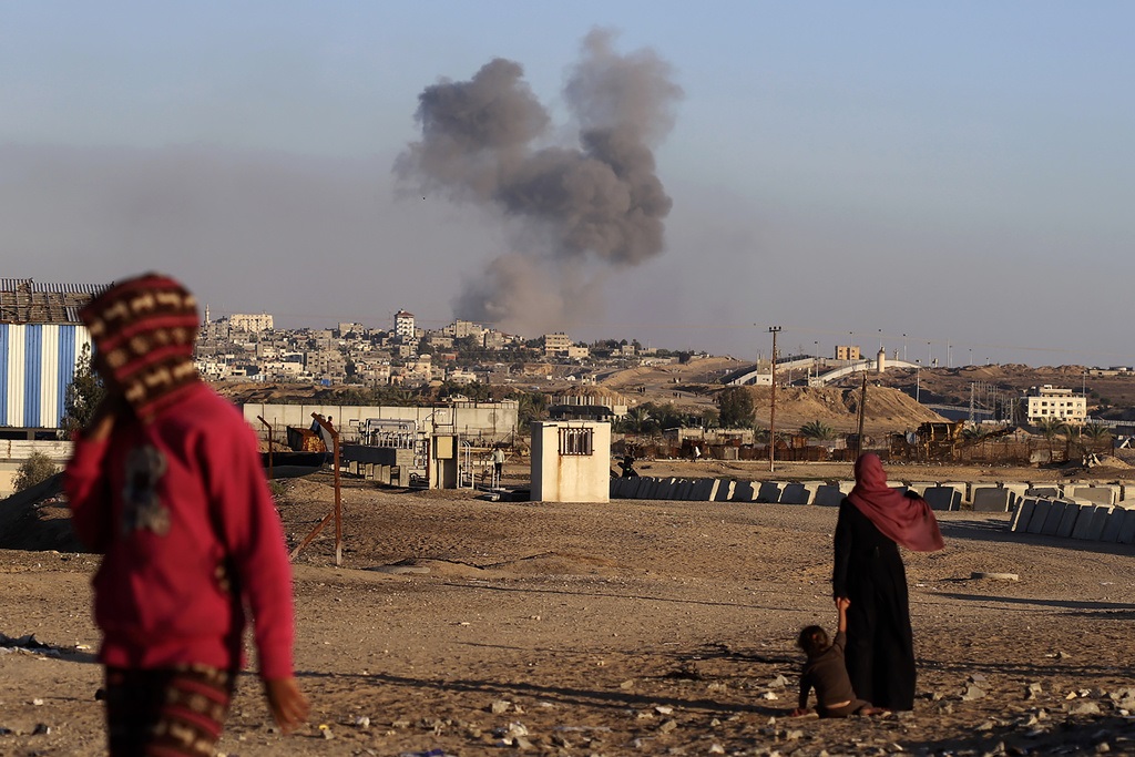 Άνοιξε το πέρασμα του Κερέμ Σαλόμ – Συνεχίζονται οι διαπραγματεύσεις με φόντο τους ισραηλινούς βομβαρδισμούς στη Γάζα
