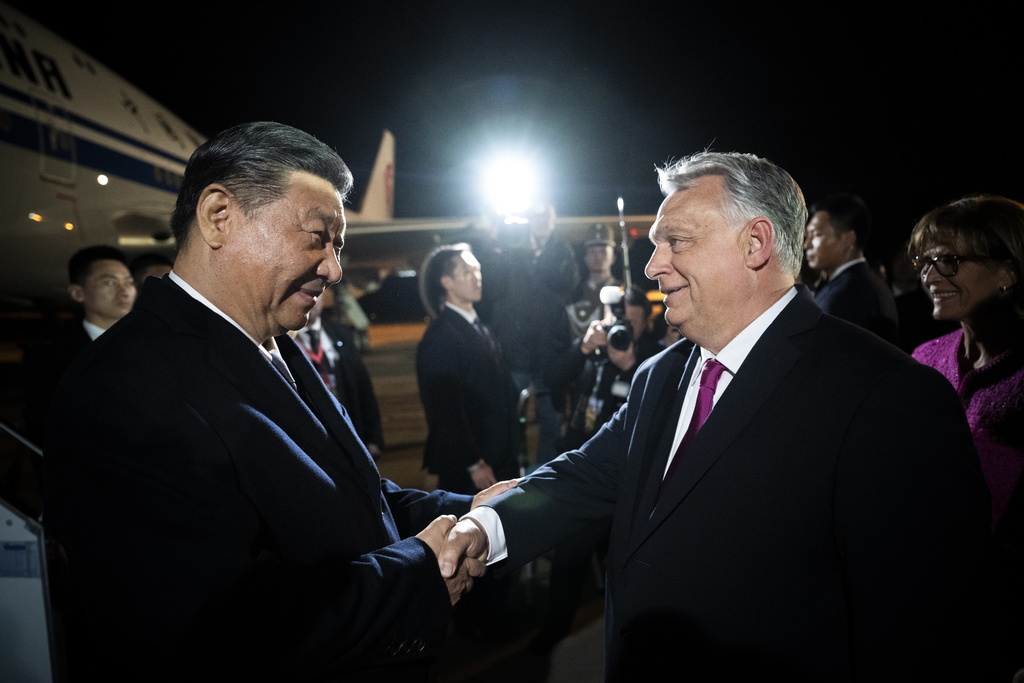 Κίνα: Ολοκληρώνεται στη Βουδαπέστη η ευρωπαϊκή περιοδεία του προέδρου Σι Τζινπίνγκ, με το βλέμμα στο Δρόμο του Μεταξιού