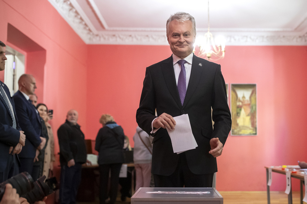 Προεδρικές εκλογές στη Λιθουανία: Ναουσέντα και Σιμονίτε θα αναμετρηθούν στον β΄ γύρο της 26ης Μαΐου
