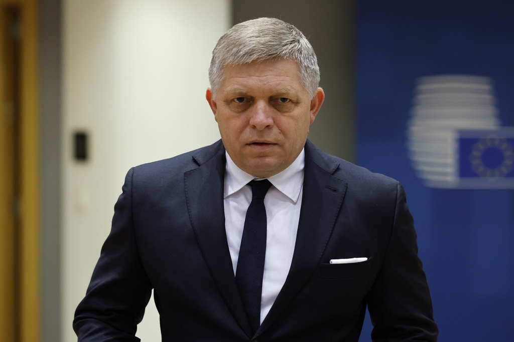 Ο Ρόμπερτ Φίτσο απαντά στην Κάγια Κάλλας για την επίσκεψή του στη Μόσχα