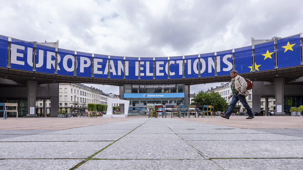 Ευρωεκλογές προ των πυλών: «Ζυμώσεις» για την προεδρία της Κομισιόν – Δημοσιεύματα «βλέπουν» στήριξη Μακρόν σε Ντράγκι