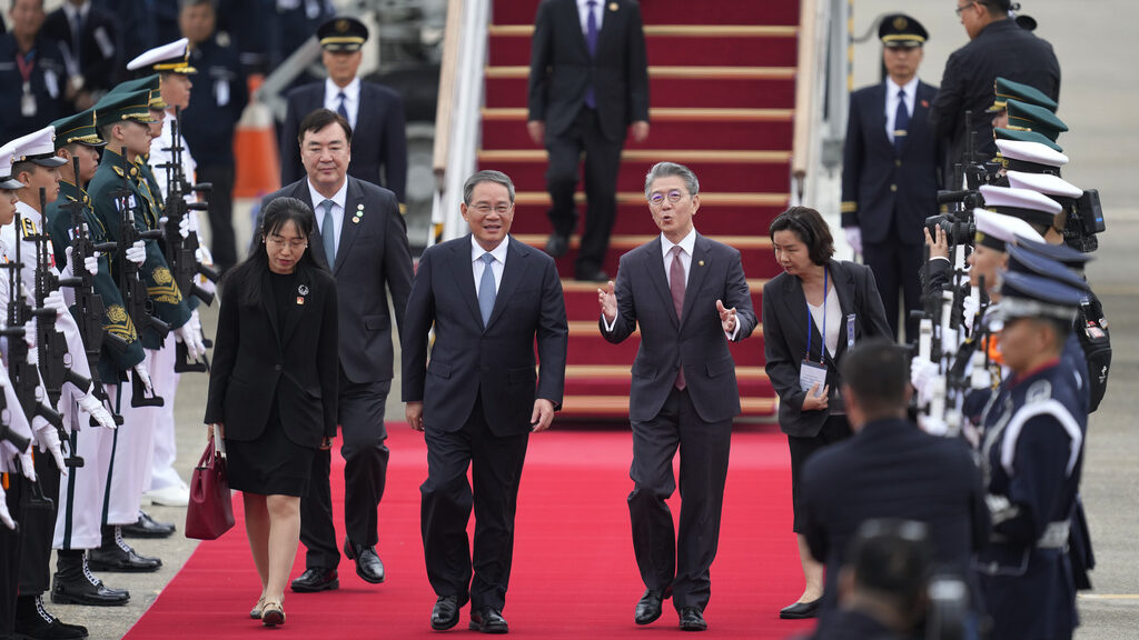 Πρώτη σύνοδος κορυφής Κίνας, Ιαπωνίας και Νότιας Κορέας μετά από τέσσερα χρόνια