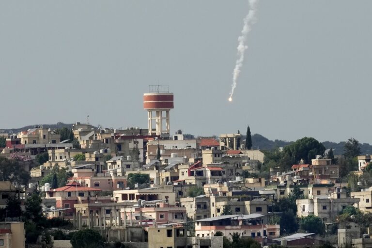 Λίβανος: Η Χεζμπολάχ υποστηρίζει πως κατέστρεψε τον «κατασκοπευτικό εξοπλισμό» του Ισραήλ σε δύο τοποθεσίες  ενώ συνεχίζονται οι εχθροπραξίες