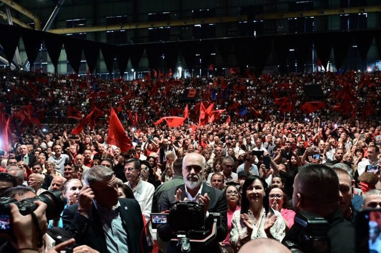 Αλβανία: H συνάντηση Ράμα στην Αθήνα ήταν μια ακριβή εκδρομή σχολίασε ο πρόεδρος του Δημοκρατικού Κόμματος