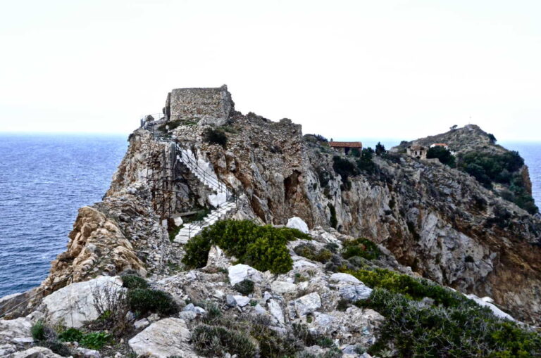 Παραδίδεται μετά την αναστήλωση ο οικισμός «Κάστρο»