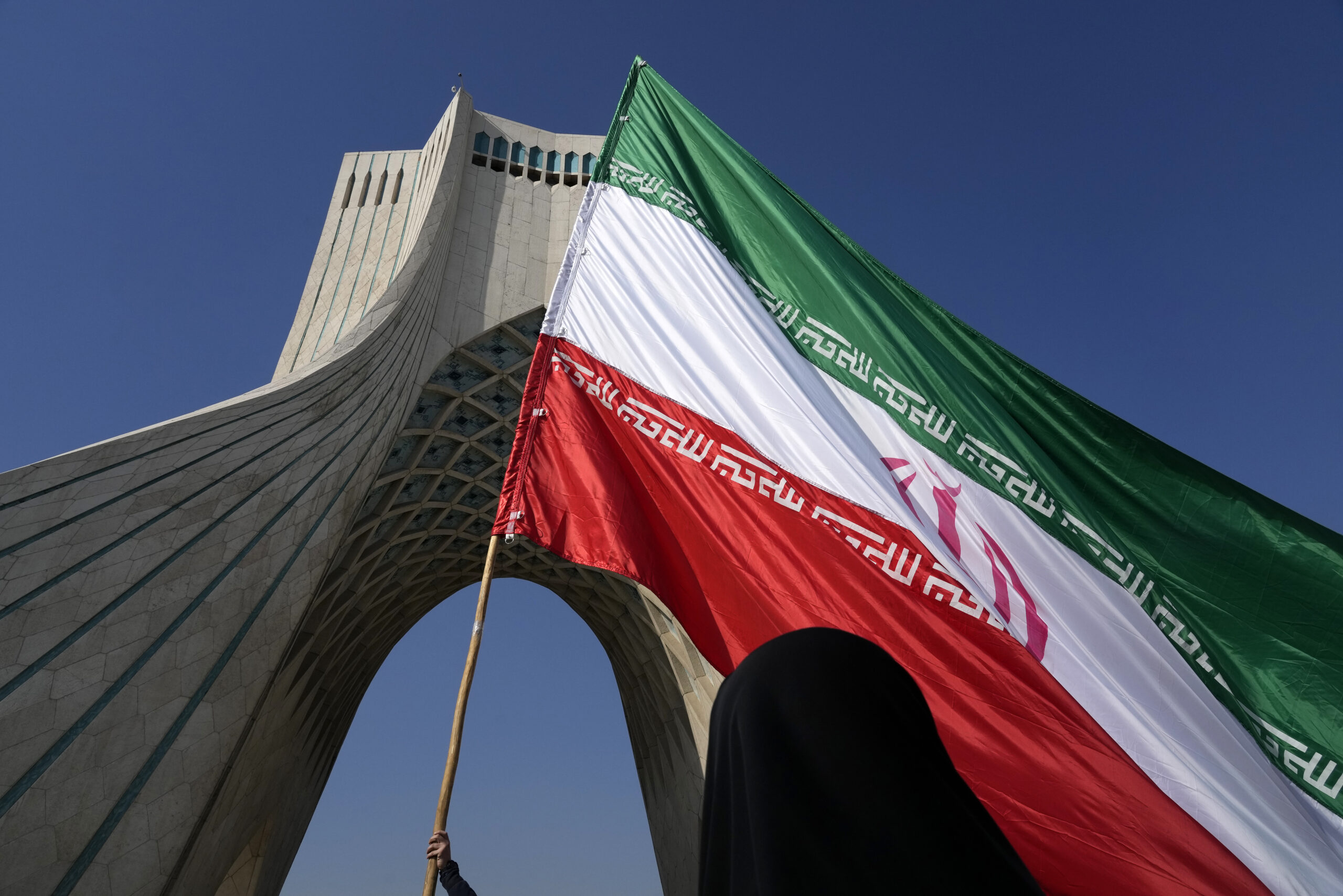 Σύμβουλος Χαμενεΐ: Το Ιράν είναι διατεθειμένο να διεξαγάγει απευθείας συνομιλίες με τις ΗΠΑ