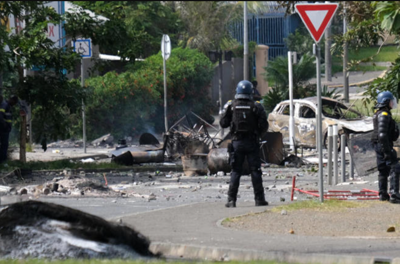 Νέα Καληδονία: Έκτη ημέρα οδομαχιών – Αυξάνονται οι νεκροί