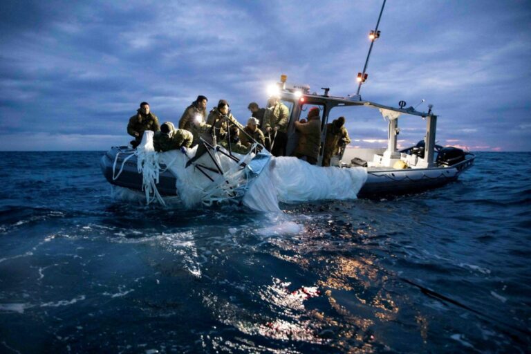 ΗΠΑ: Στη μαύρη λίστα ακόμη 37 κινεζικές εταιρίες-Ορισμένες συνδέονται με το κατασκοπευτικό μπαλόνι