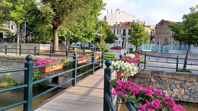 Φλώρινα: Χρώματα και αρώματα από γωνιά σε γωνιά της πόλης