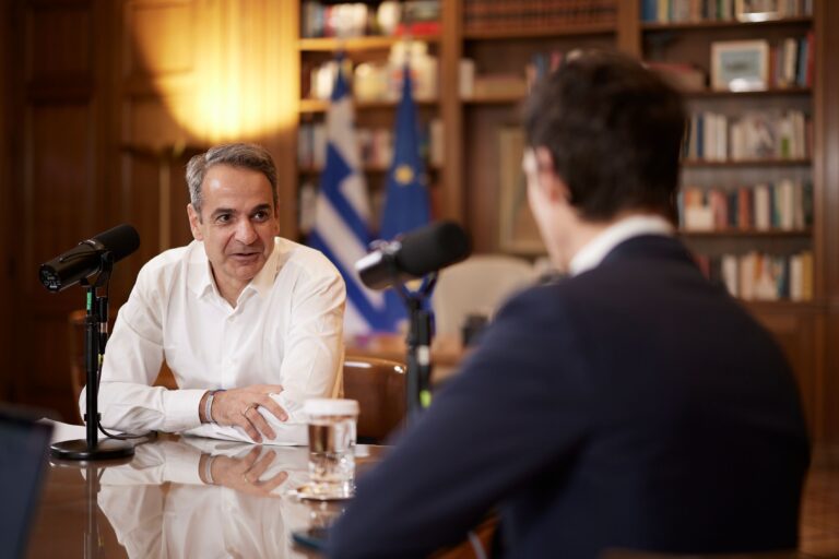 Συνέντευξη Κ. Μητσοτάκη στο podcast “The Rest is Politics”- «Για να έρθει κανείς πιο κοντά στην Ευρώπη, πρέπει να σέβεται το ευρωπαϊκό κεκτημένο»