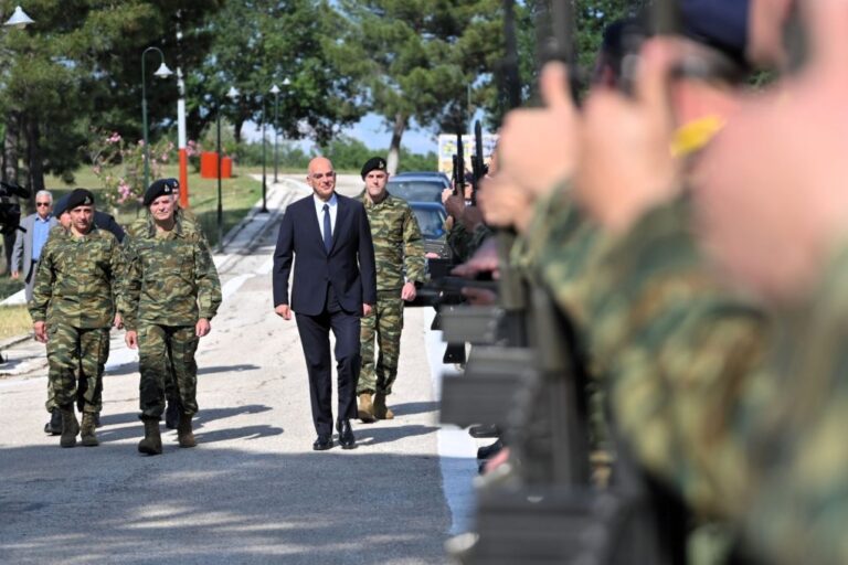 Επίσκεψη και ενημέρωση ΥΕΘΑ Νίκου Δένδια στην 34 Μ/Κ ΤΑΞ στην Άσσηρο Θεσσαλονίκης